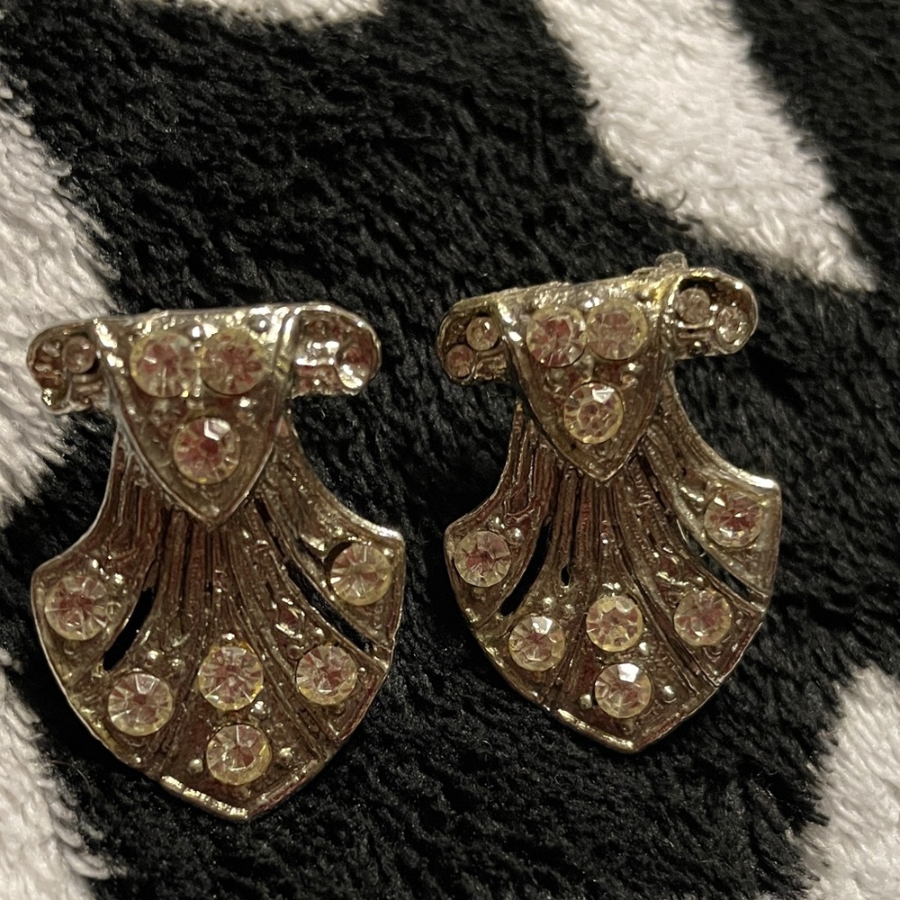 Vintage Silver and rhinestone art deco Earrings